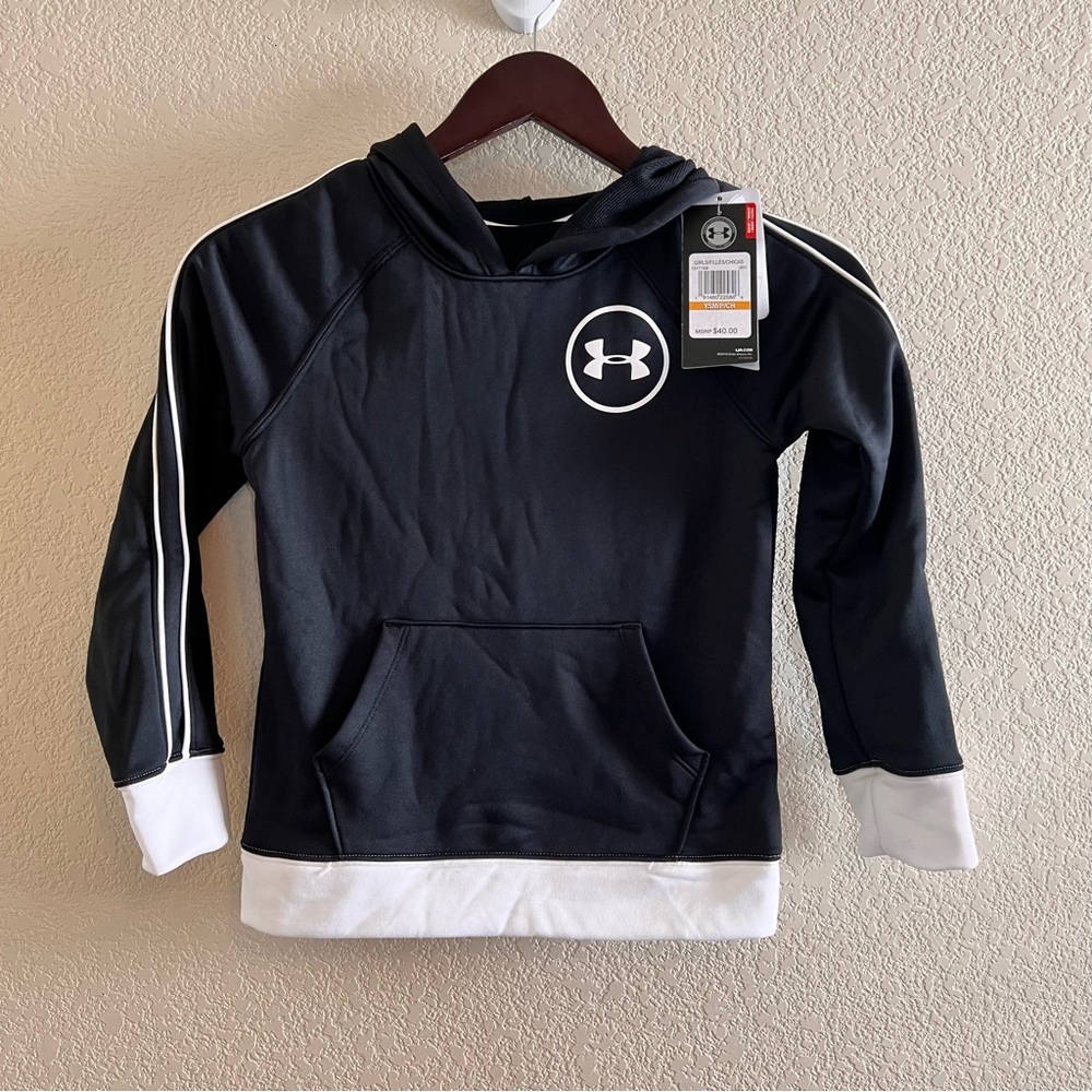 Under Armour Girls Black and White Pullover Hoodie Size Small NWT